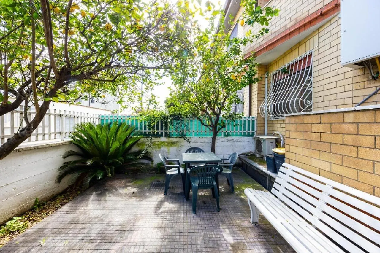 Lemon Tree House Apartment Ostia Antica Italy